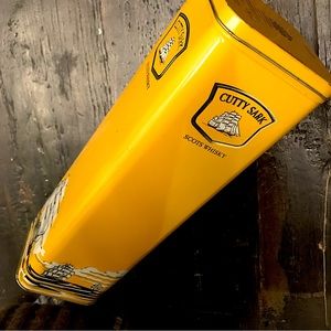 Collectible Whisky Tin